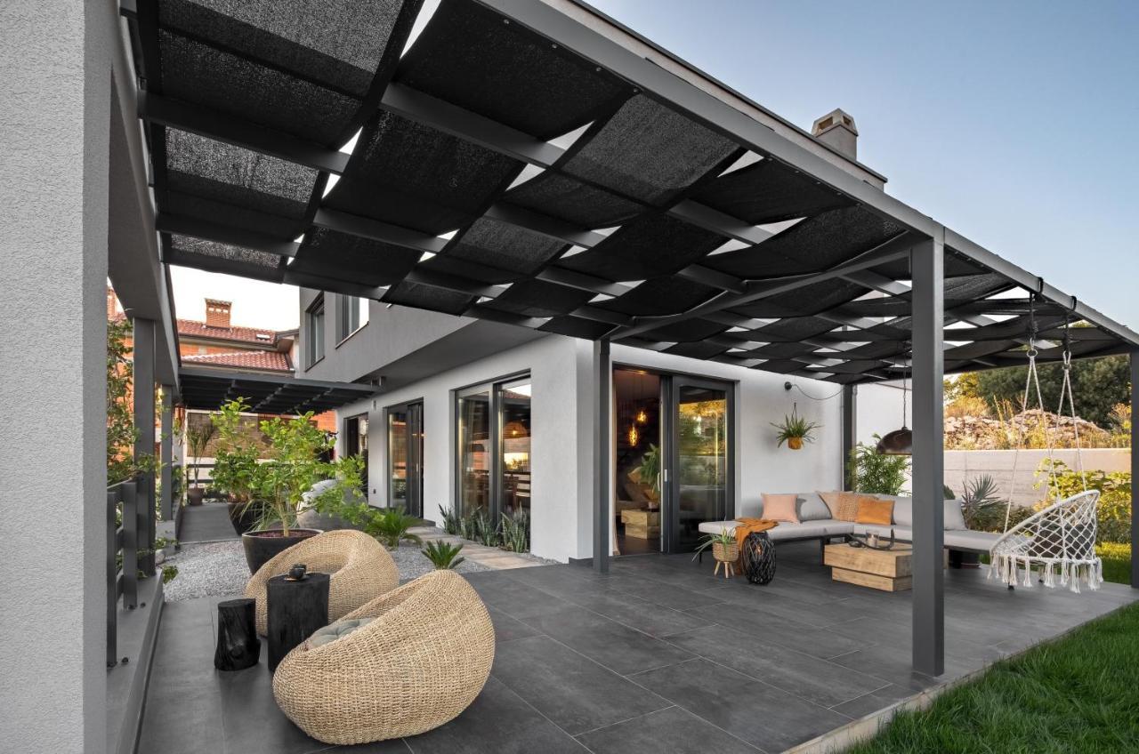 Villa Merapi Sveti Lovreč Pazenatički Exteriér fotografie